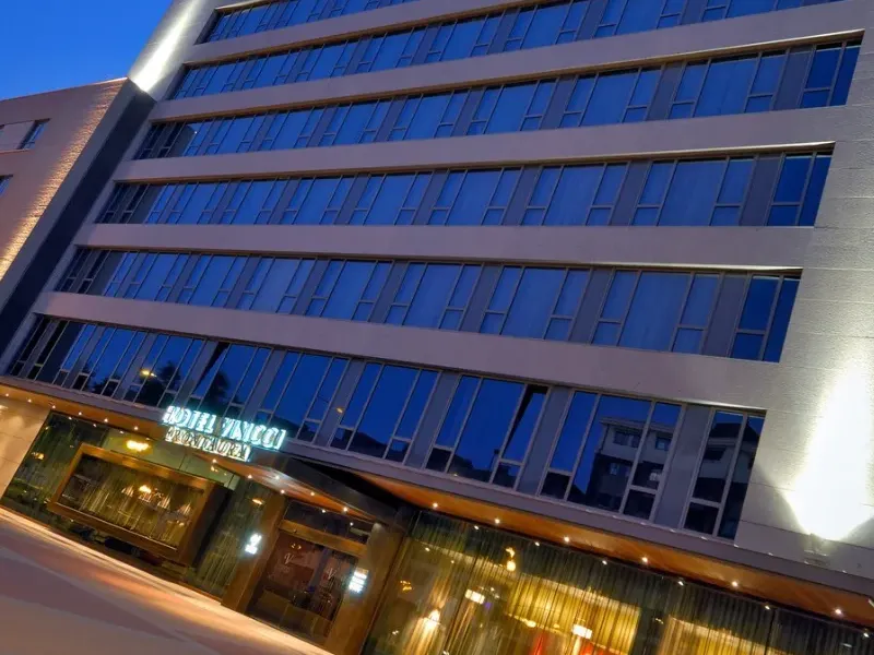 Estacionamento pago Hotel Vincci Frontaura 4* Valladolid Estacionamento pago Hotel Vincci Frontaura 4* Valladolid